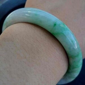 Natural Burma jadeite jade Green Yellow jadeite bangle diameter 53 bracelet